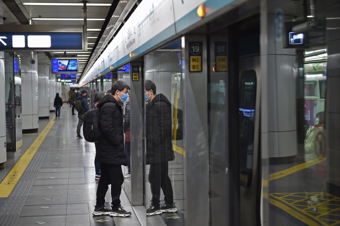 为保障开学首日乘客顺畅出行,北京地铁4号线,大兴线等加开临客