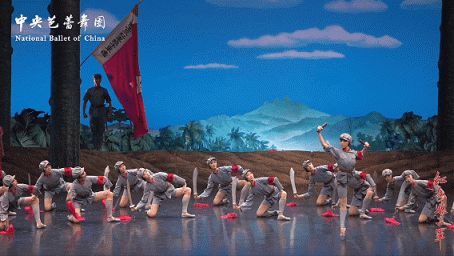 “大戏看北京”3月文艺资讯话剧《傲慢与偏见》:以舞台重现名著诠释真情与成长(图27)