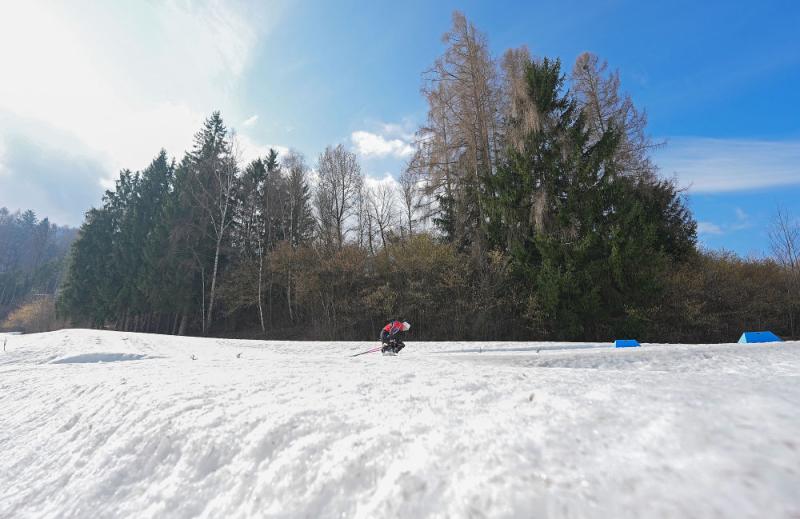 冬残奥会|从岱海之滨到费耶美山谷:中国冬残奥健儿驭雪逐光(图10)