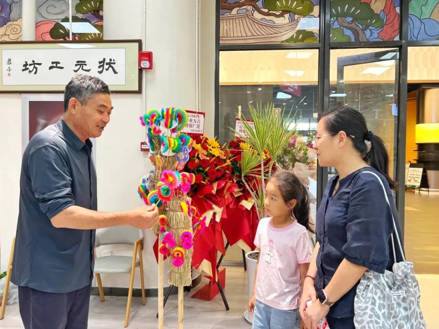 翻里花、北狮、宋锦……东城又一非遗宝地火了！就在隆福寺(图2)