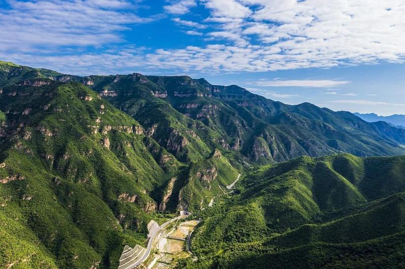 藏不住了！这座城1200多个取景地一键打卡→(图17)