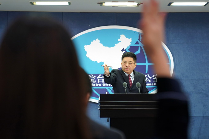 |台卫生部门主管称“不会购买大陆疫苗”，国台办回应