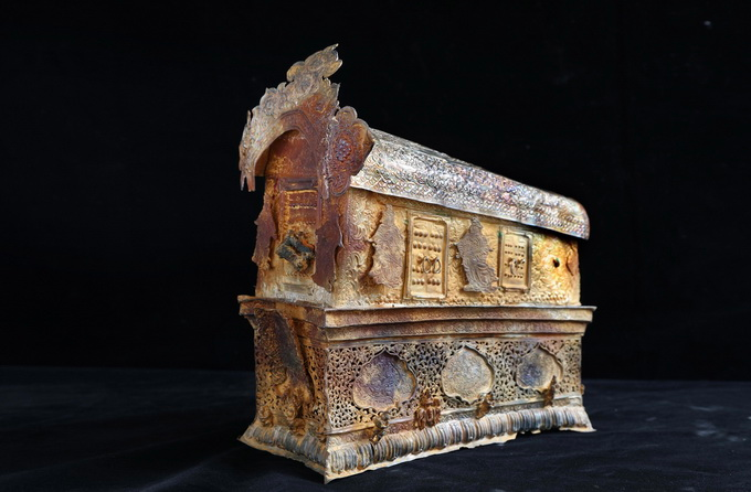 白天开门营业,晚上打洞开地宫盗银棺!咸阳"摸金校尉"落网