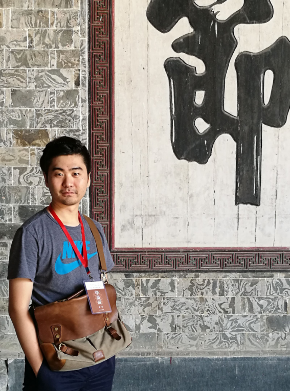 画家杨藩我与手机和解了还在抖音给16万人做美术科普