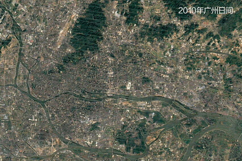 这是2010年和2021年重庆日间卫星影像图对比,以及2014年和2021年的