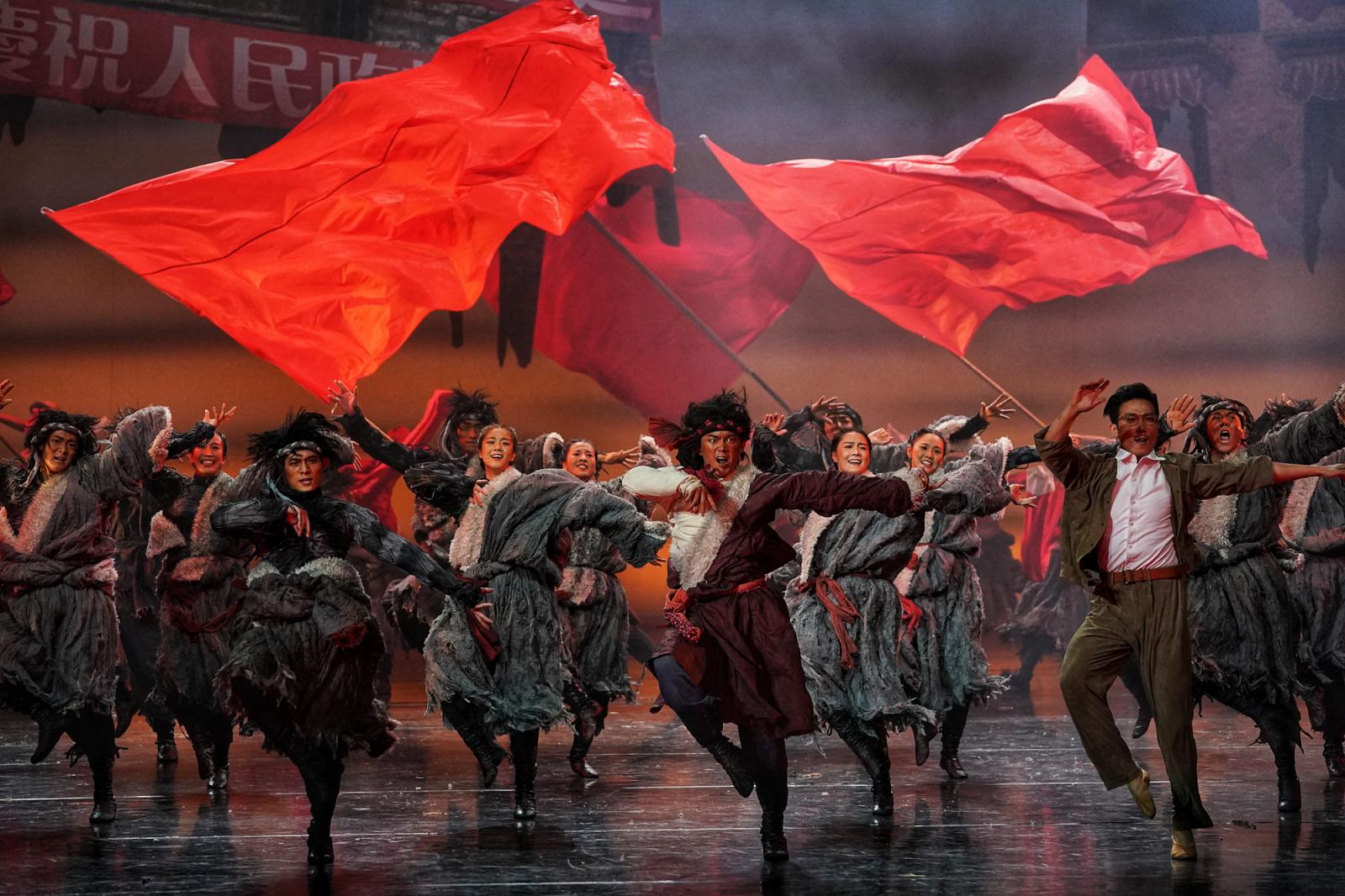 原创民族舞剧唱支山歌给党听上演浓郁藏族风情致敬党致敬母亲