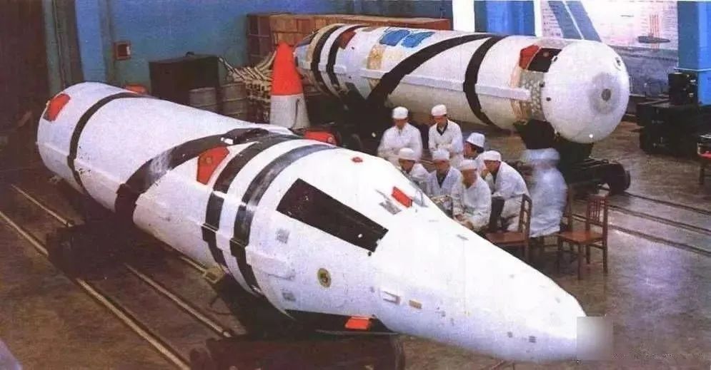 珍贵画面！40年前的今天，“巨浪”冲天！_北京日报网