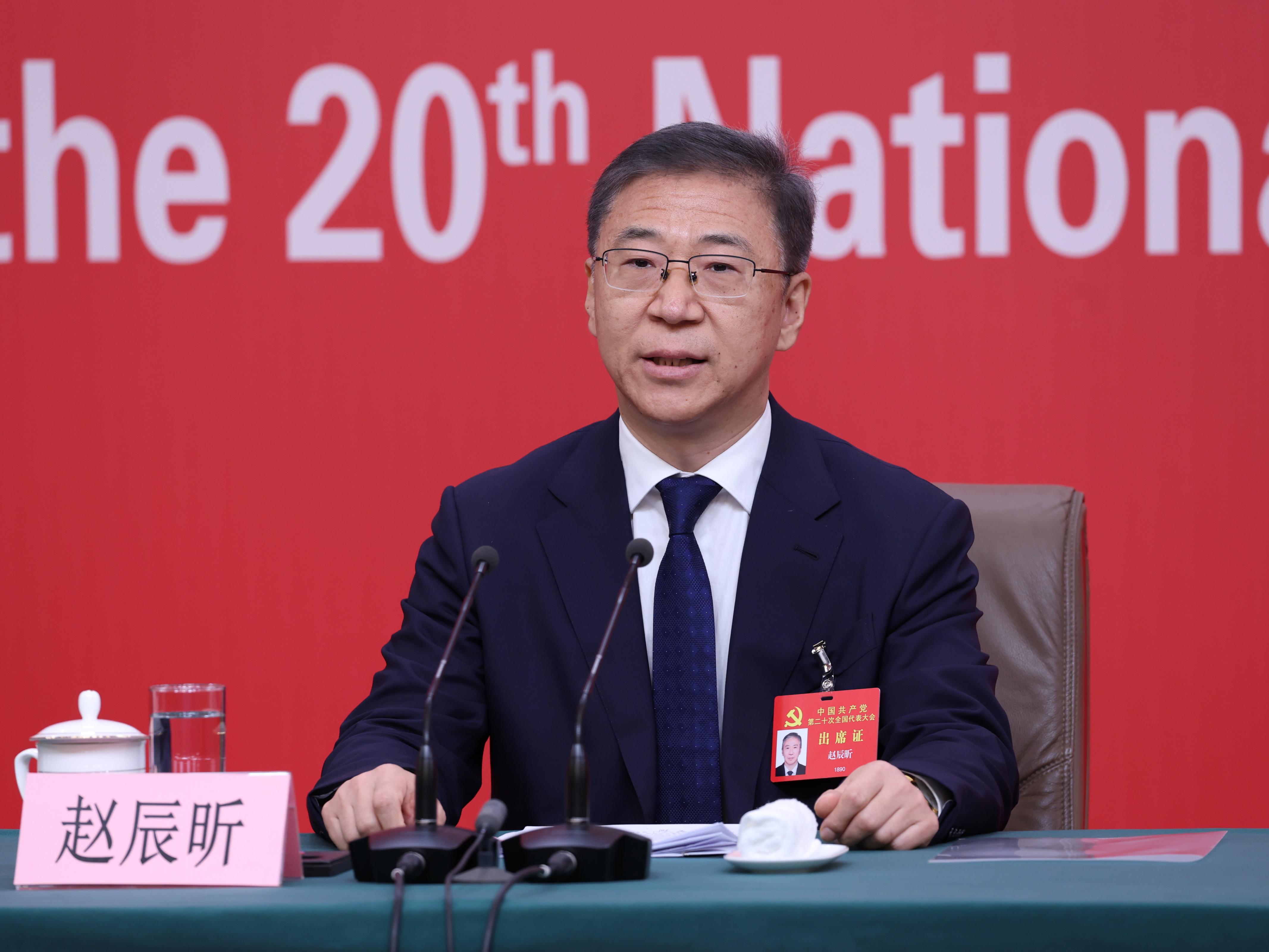 二十大首场记者招待会丨中国经济今年总体延续恢复发展...