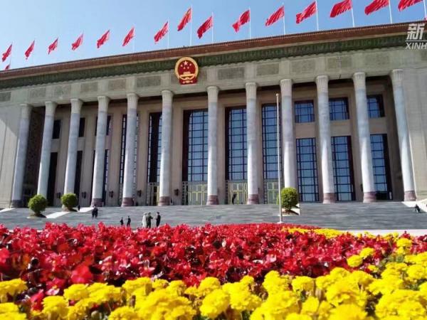 始终同人民同呼吸、共命运、心连心——二十大代表讨论...