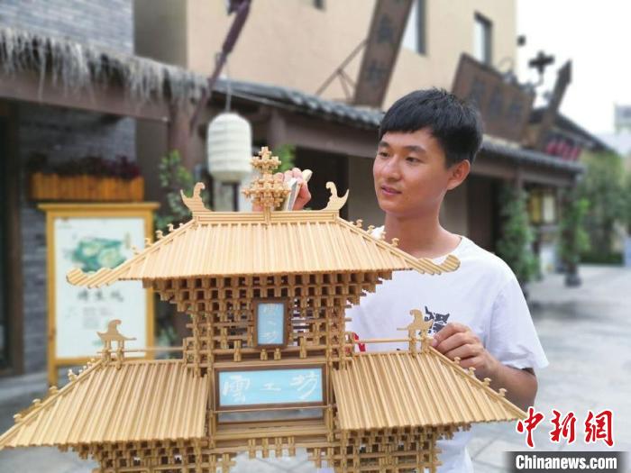 山东“90后”扎刻青年的“竹条人生” 榫卯之间显匠心传承_北京日报网