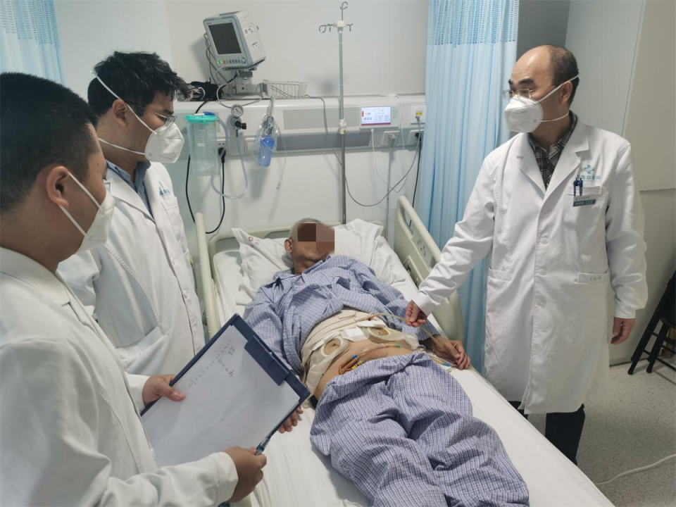 应急总医院成功实施一例泌尿外科专业最高级别手术