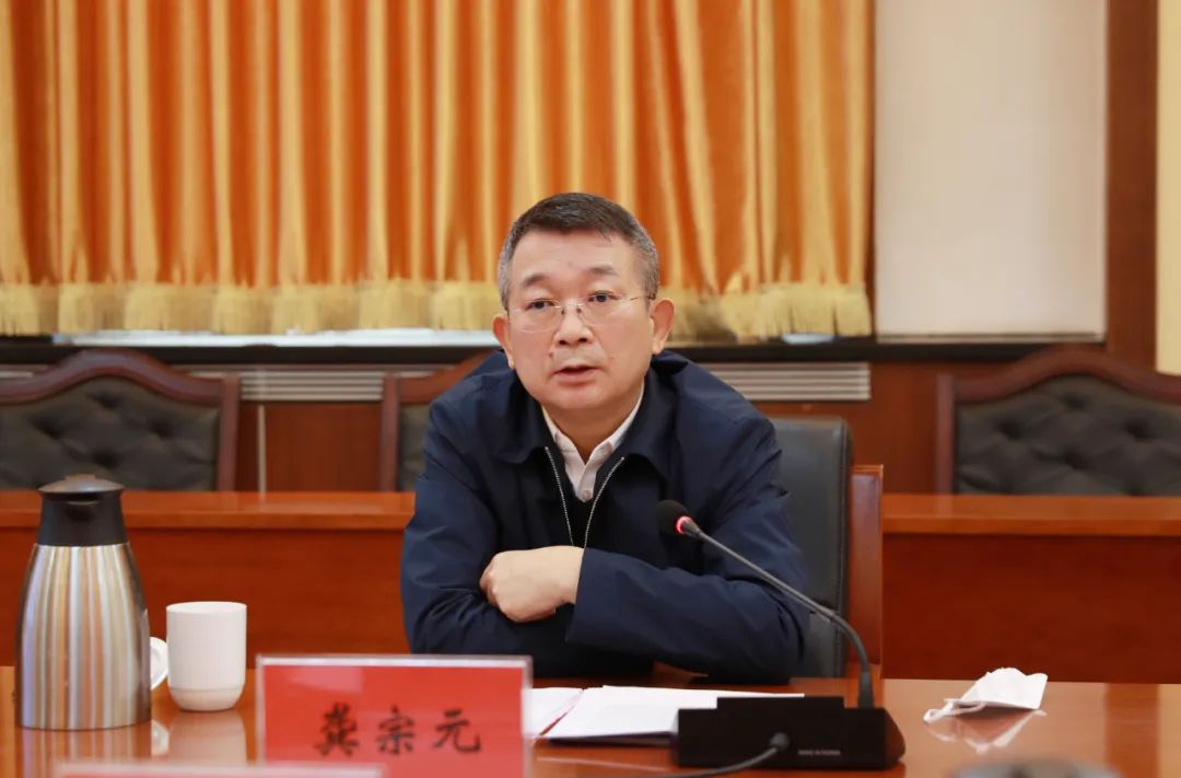 顺义区委副书记区长龚宗元到杨镇开展党建工作考核现场督导并走访慰问