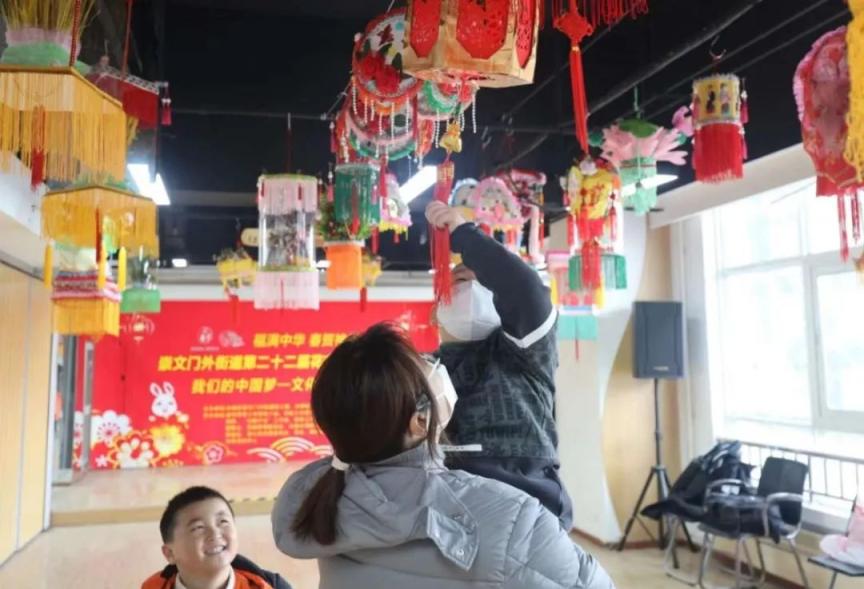 赏非遗、看花灯、猜灯谜,东城多彩文化活动“闹”元宵_北京日报网