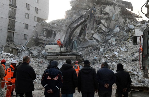 土耳其已对317名涉嫌参与建造劣质建筑的人发出逮捕令