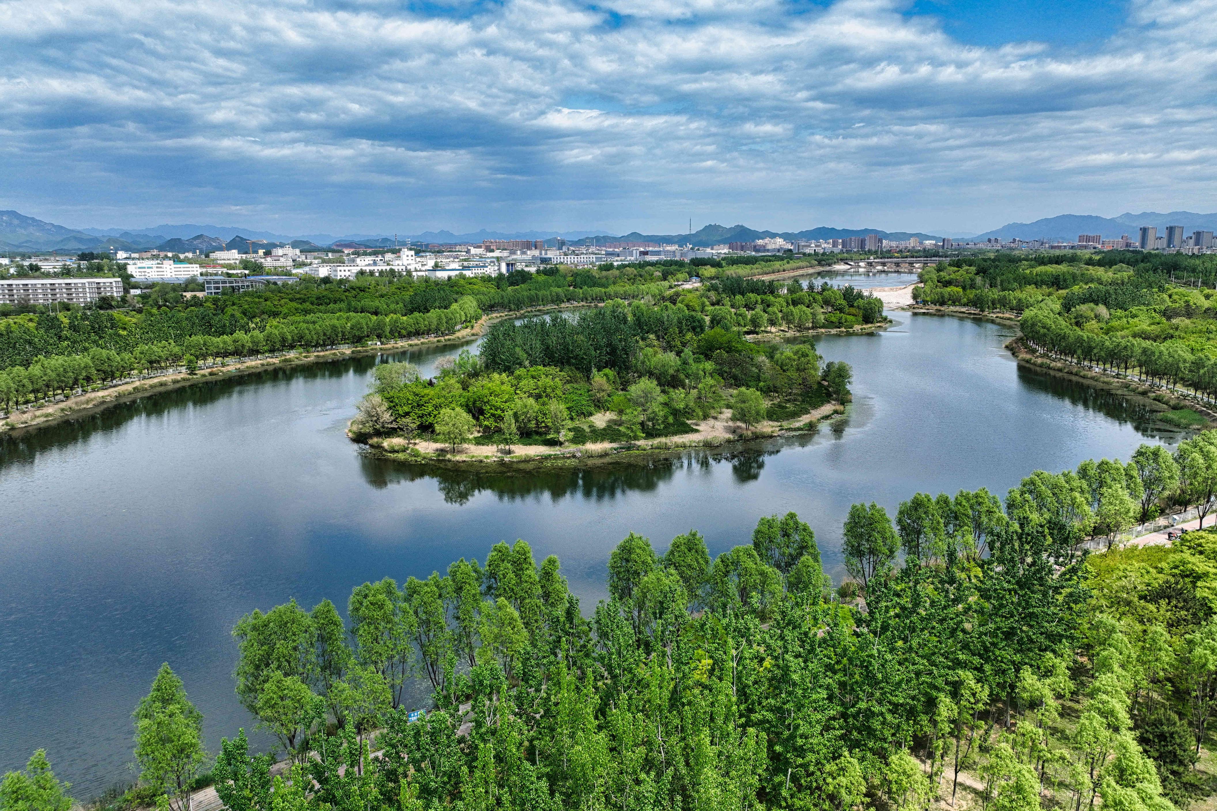 密云区委书记余卫国:争当生态保护与绿色发展"三好生"