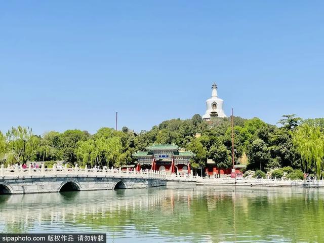 赏白塔，知古韵