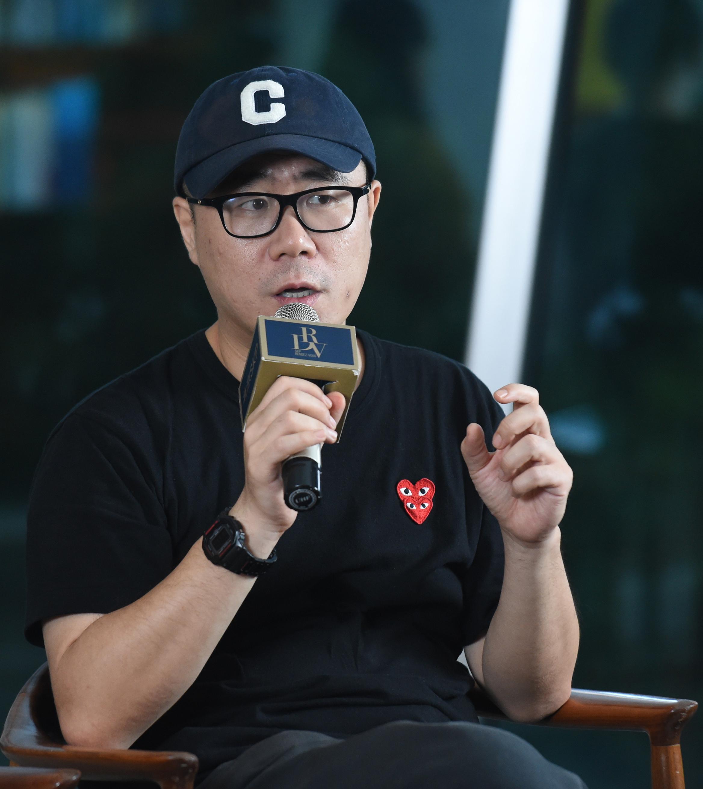 石一枫出新作《逍遥仙儿》,从"鸡娃教育问题"勾勒众生相