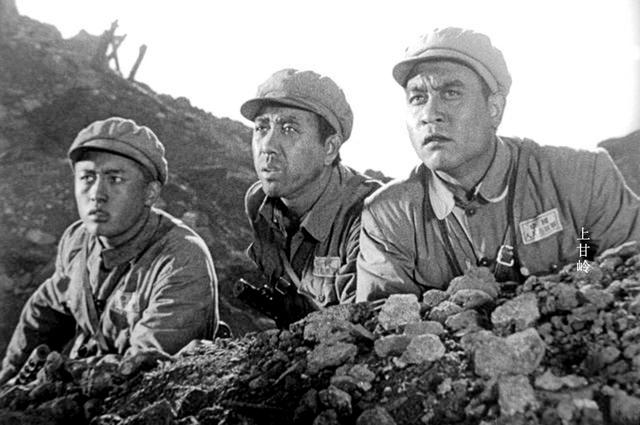 丰碑上甘岭1956年公映后感动无数观众志愿军战士英雄壮举永不磨灭