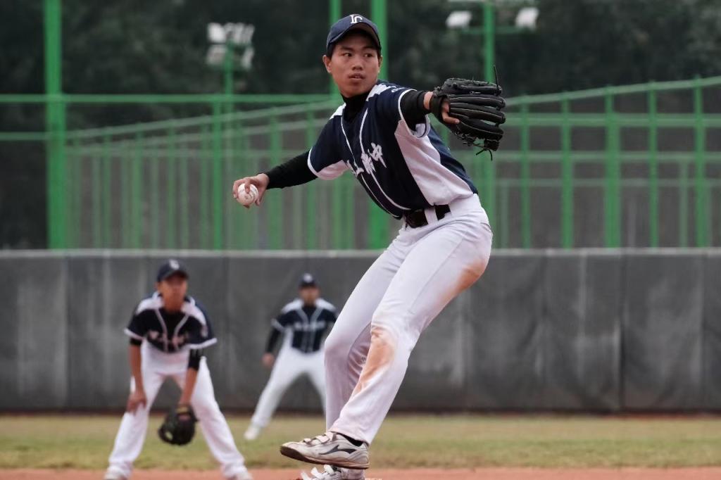 2023年北京市体育传统项目学校棒垒球比赛开赛