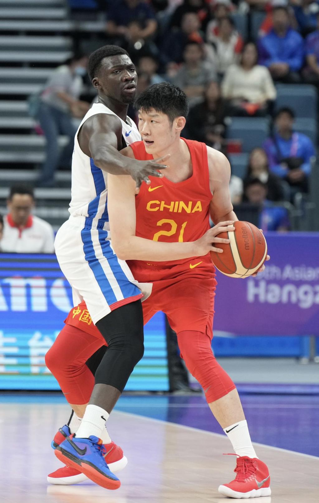 中国男篮获得杭州亚运会男子篮球项目铜牌