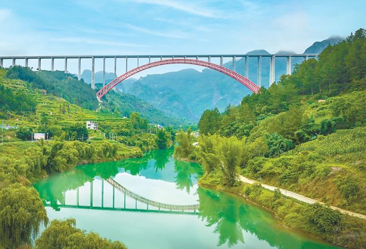 画里有话 | 中国桥铺就中国路_京报网