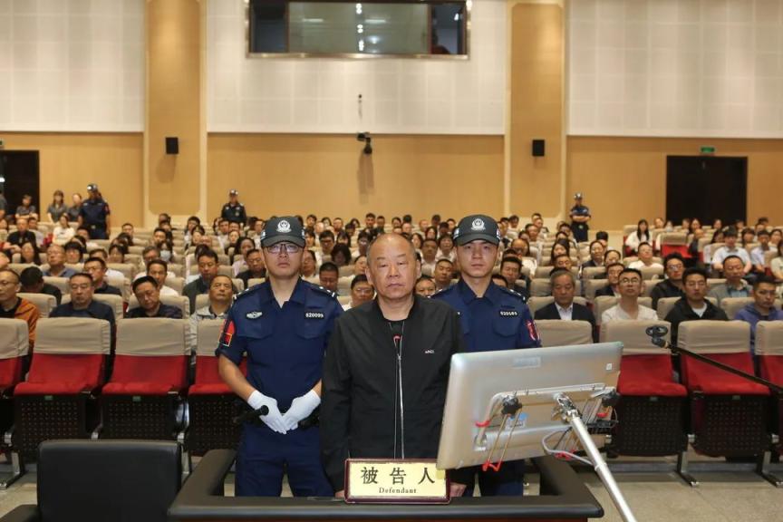 酒钢集团原副总经理车明受贿行贿挪用公款案一审开庭