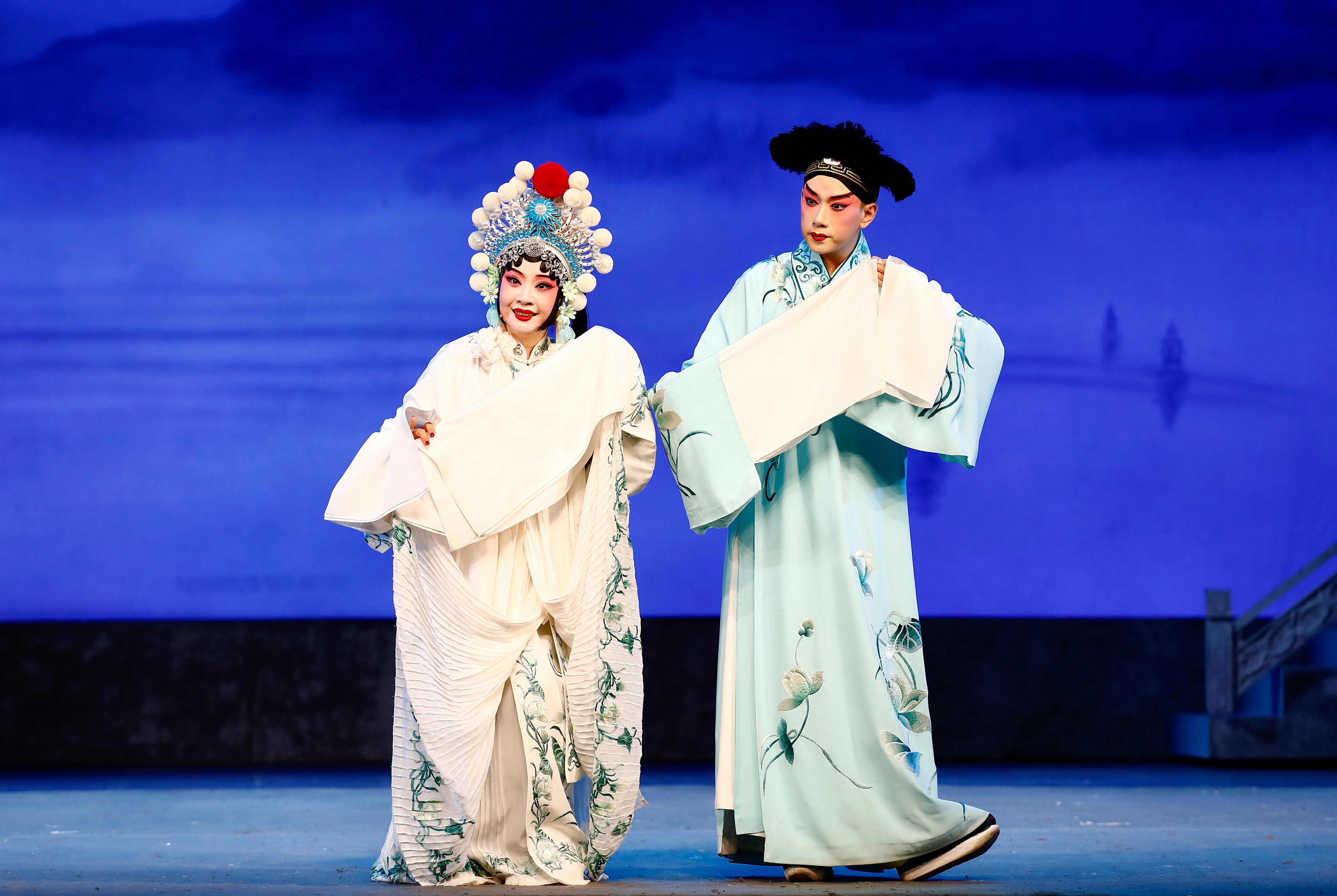 评剧白蛇传全新复排贴近当代观众审美