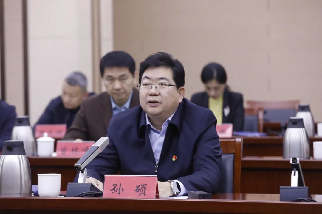 集团有限公司原党委副书记,总经理刘志刚等人案件警示录》和《国企"