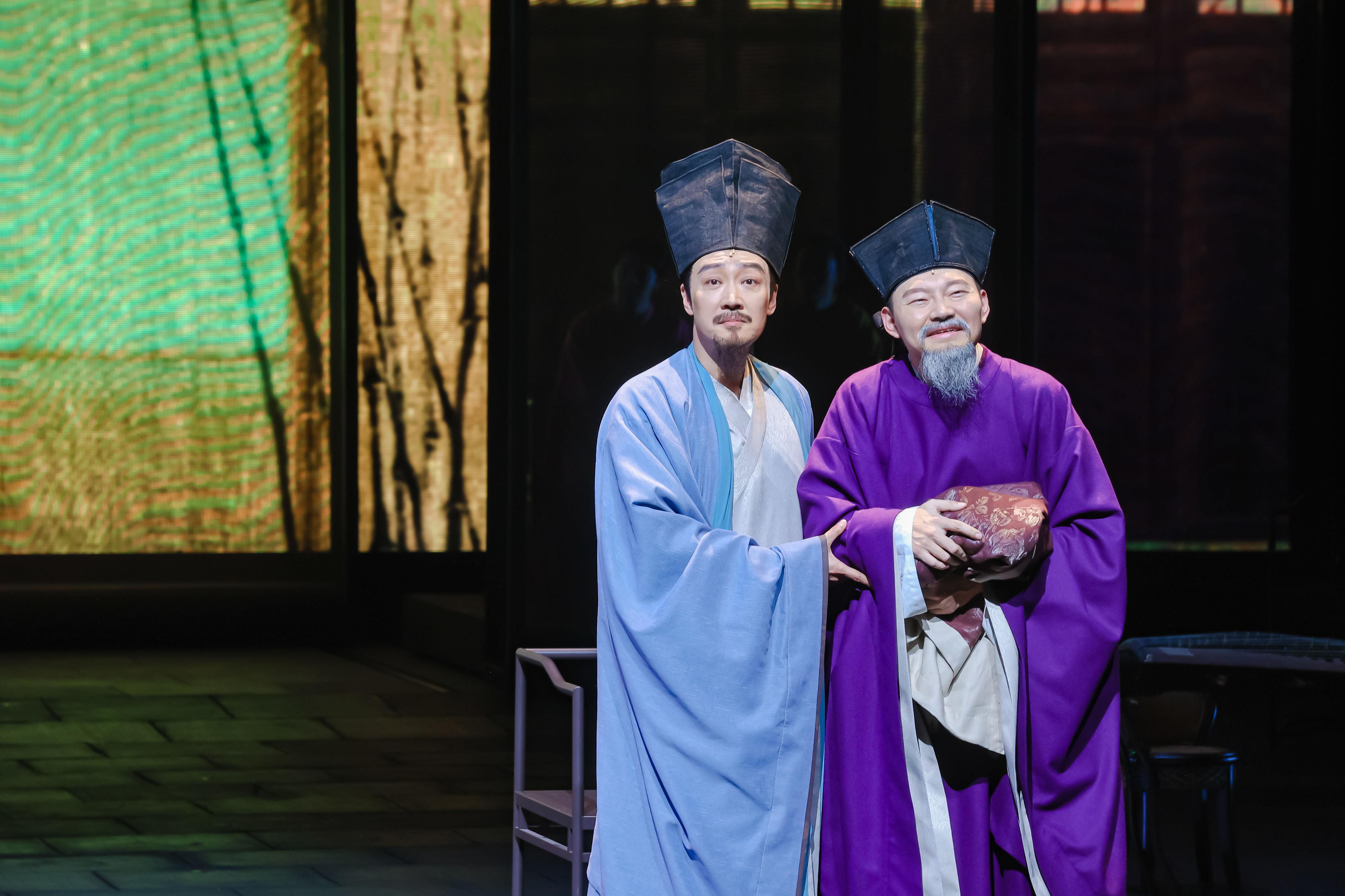 田沁鑫导演新作《苏堤春晓》,辛柏青独特演绎苏东坡