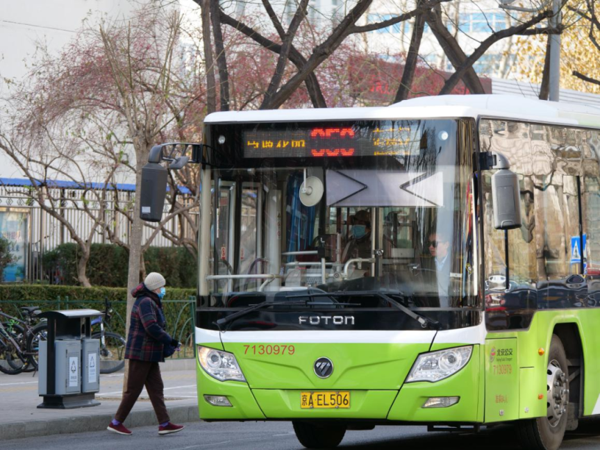 注意啦这3条线路公交车停靠站将有调整