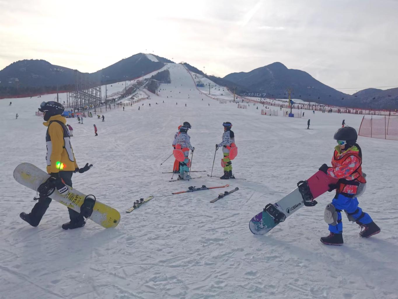 图片新闻|北京平谷：冰雪运动 乐享生活-国内新闻-水母网