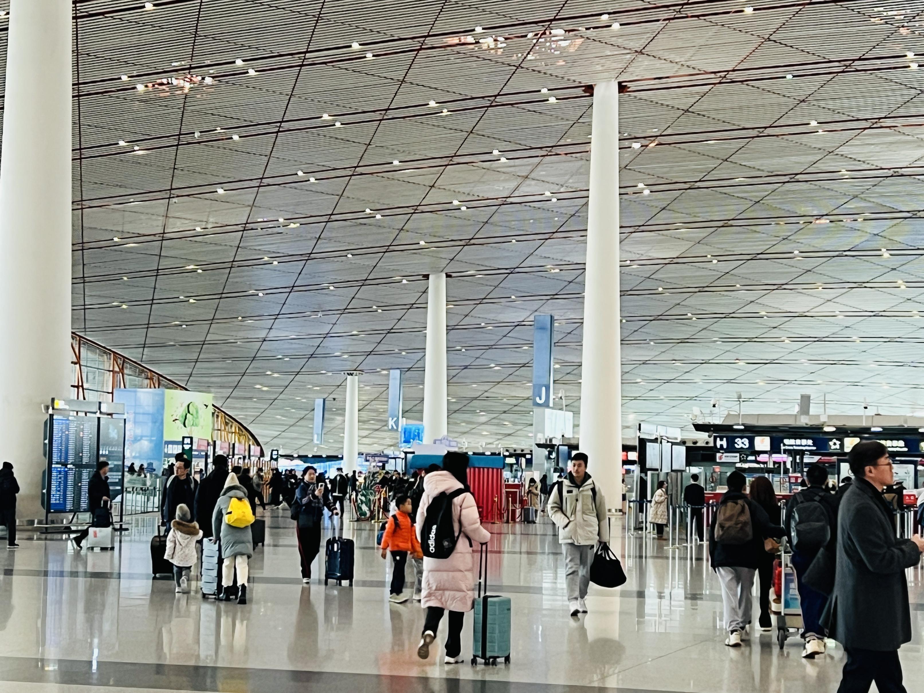 首都机场1月份国际及地区旅客吞吐量达到105万人次