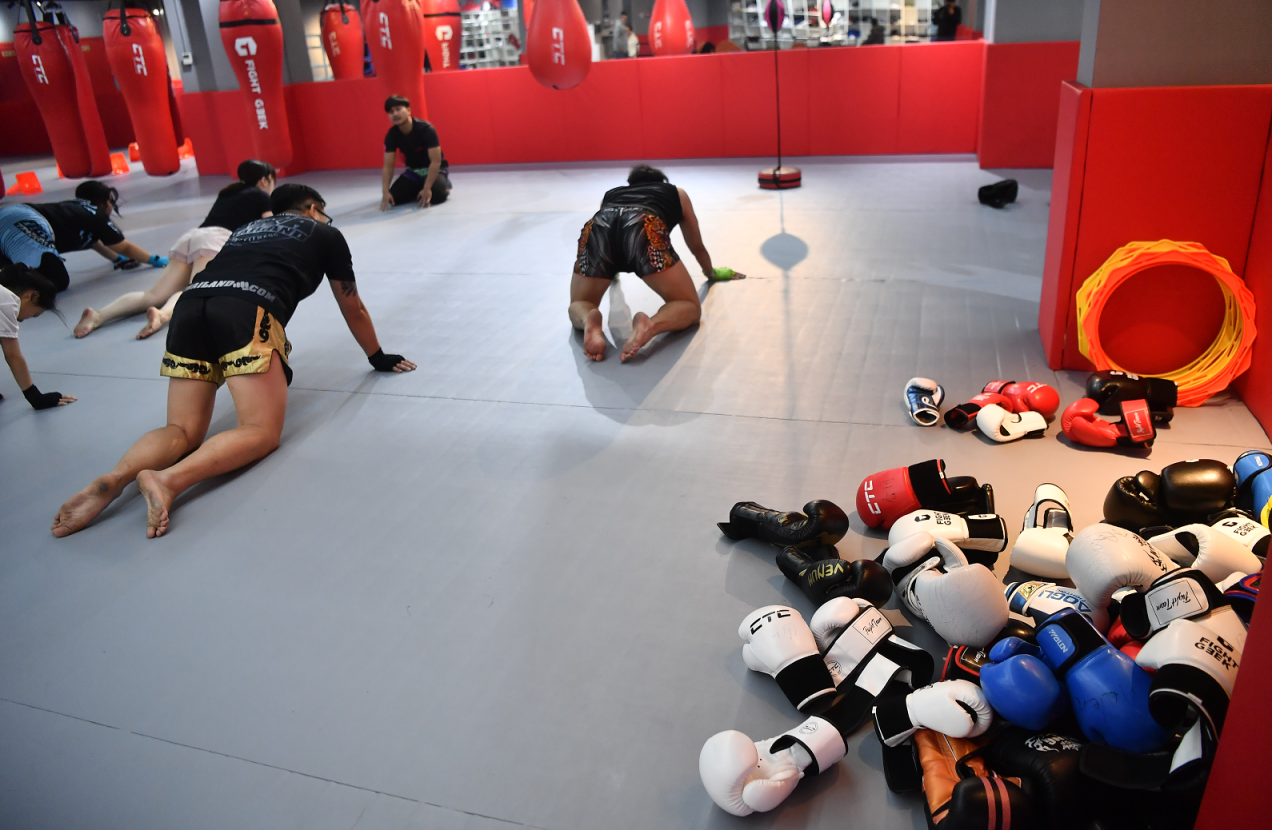 想成为下一个贾玲吗京城格斗馆火起来了直击