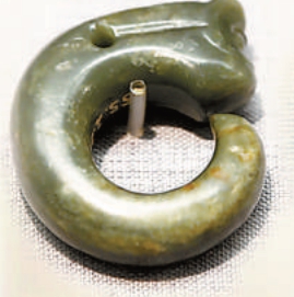 龙纹饰从蜷卧到飞腾来津门博物馆追寻九宝寻龙