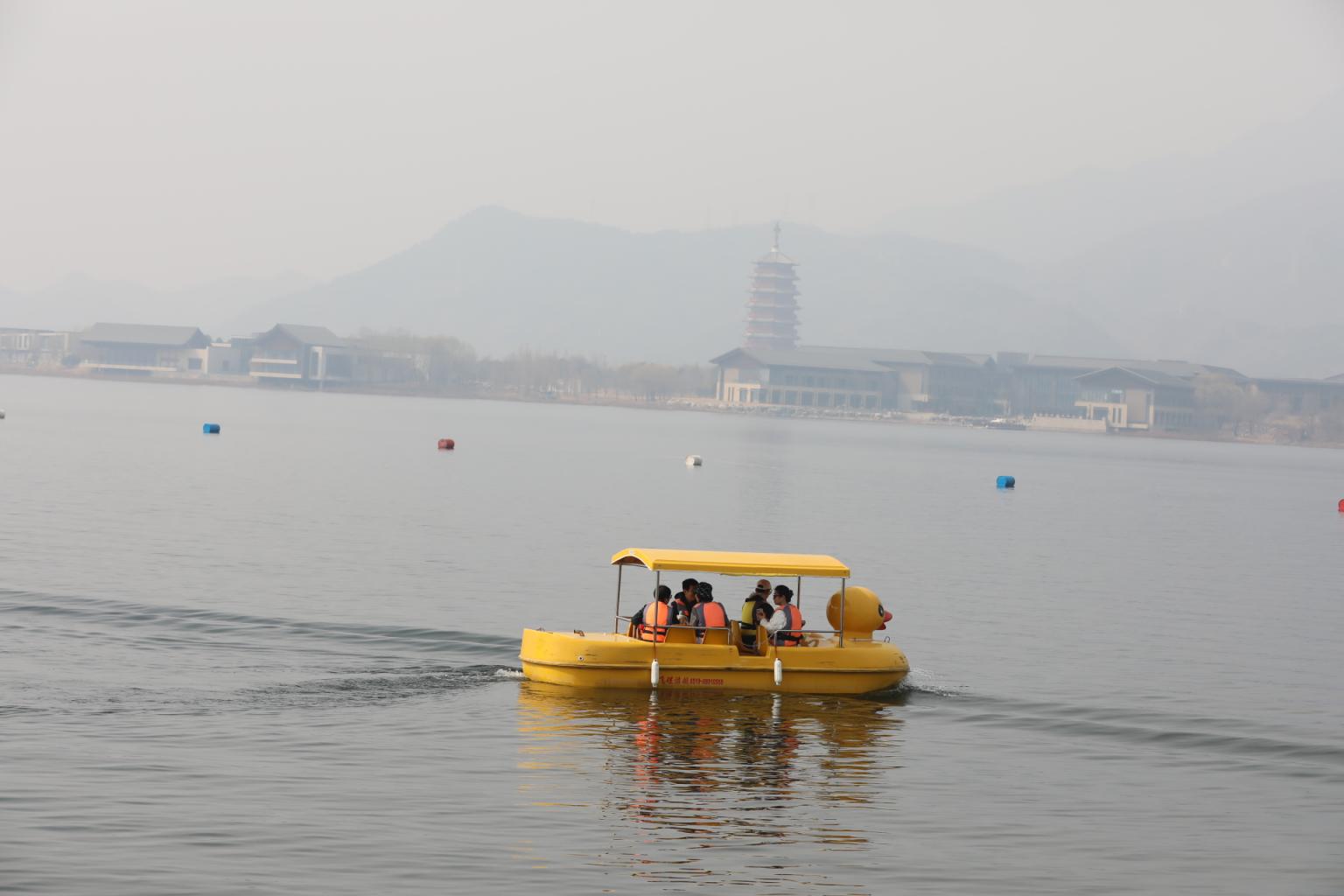 北京雁栖湖景区:春季游园,陆地,水上娱乐项目恢复