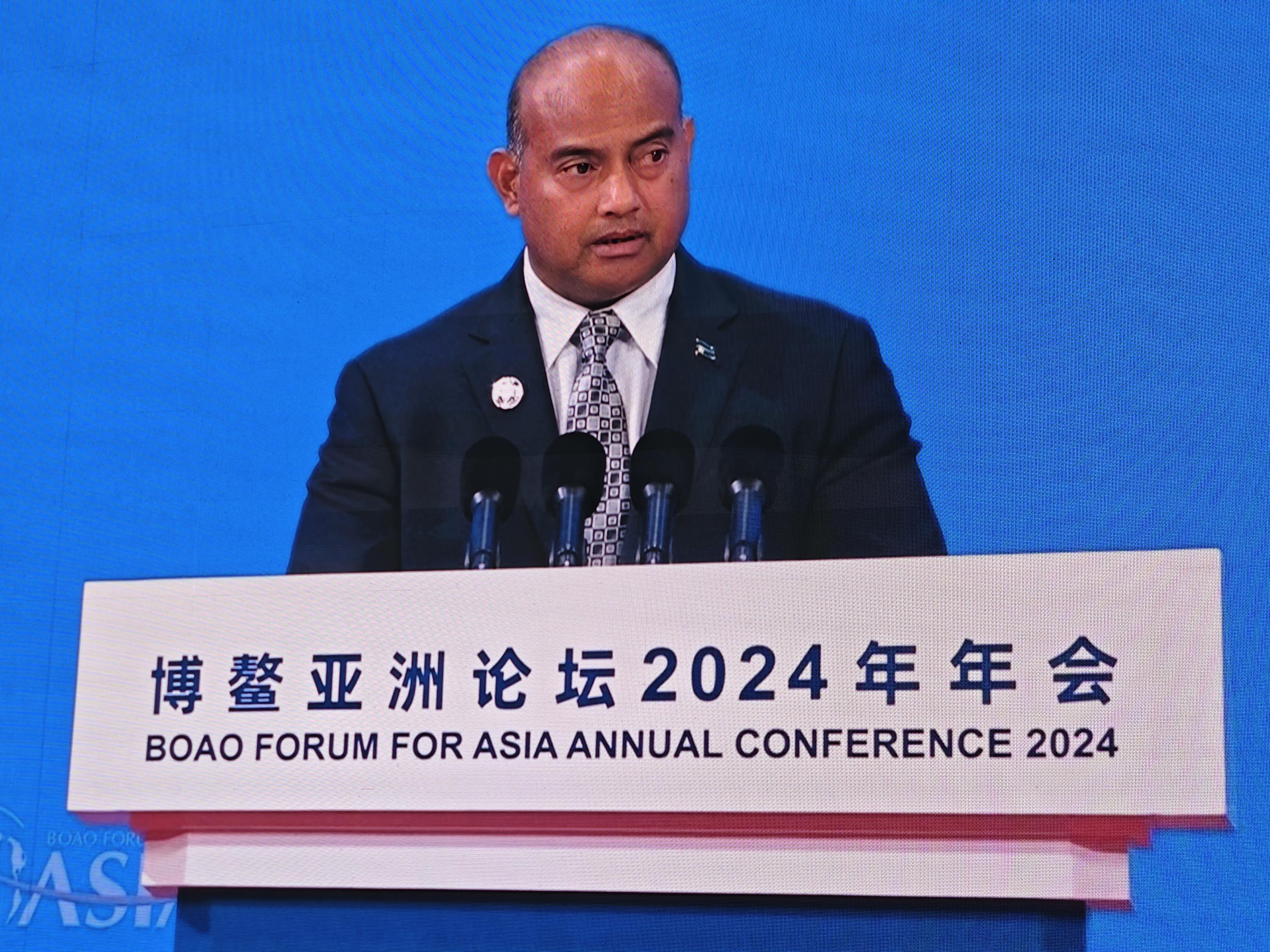 瑙鲁总统阿迪昂与中国复交使瑙鲁站在了历史正确一边