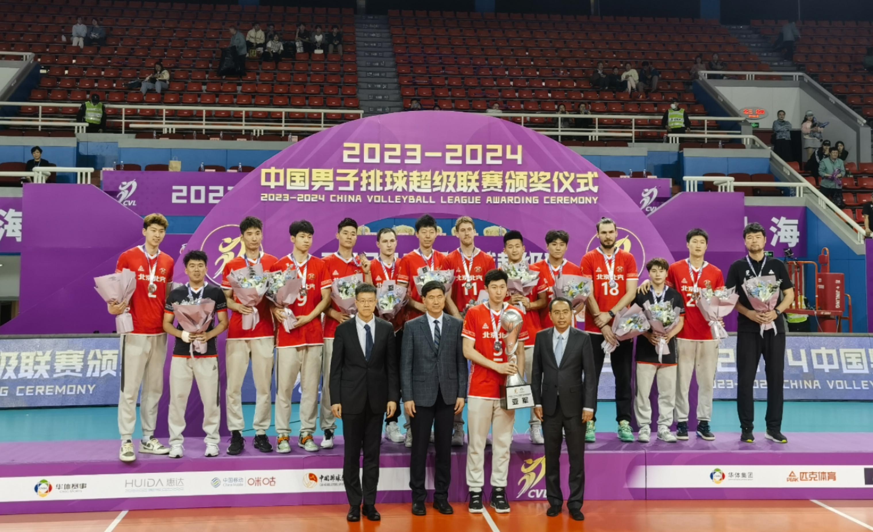 北汽男排主教练李牧回首赛季几次感觉在走钢丝