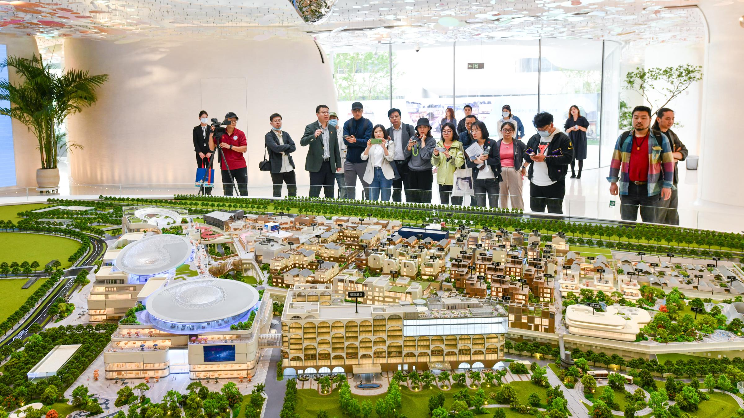 环球影城旁北京最大奥莱封顶!计划年内完工