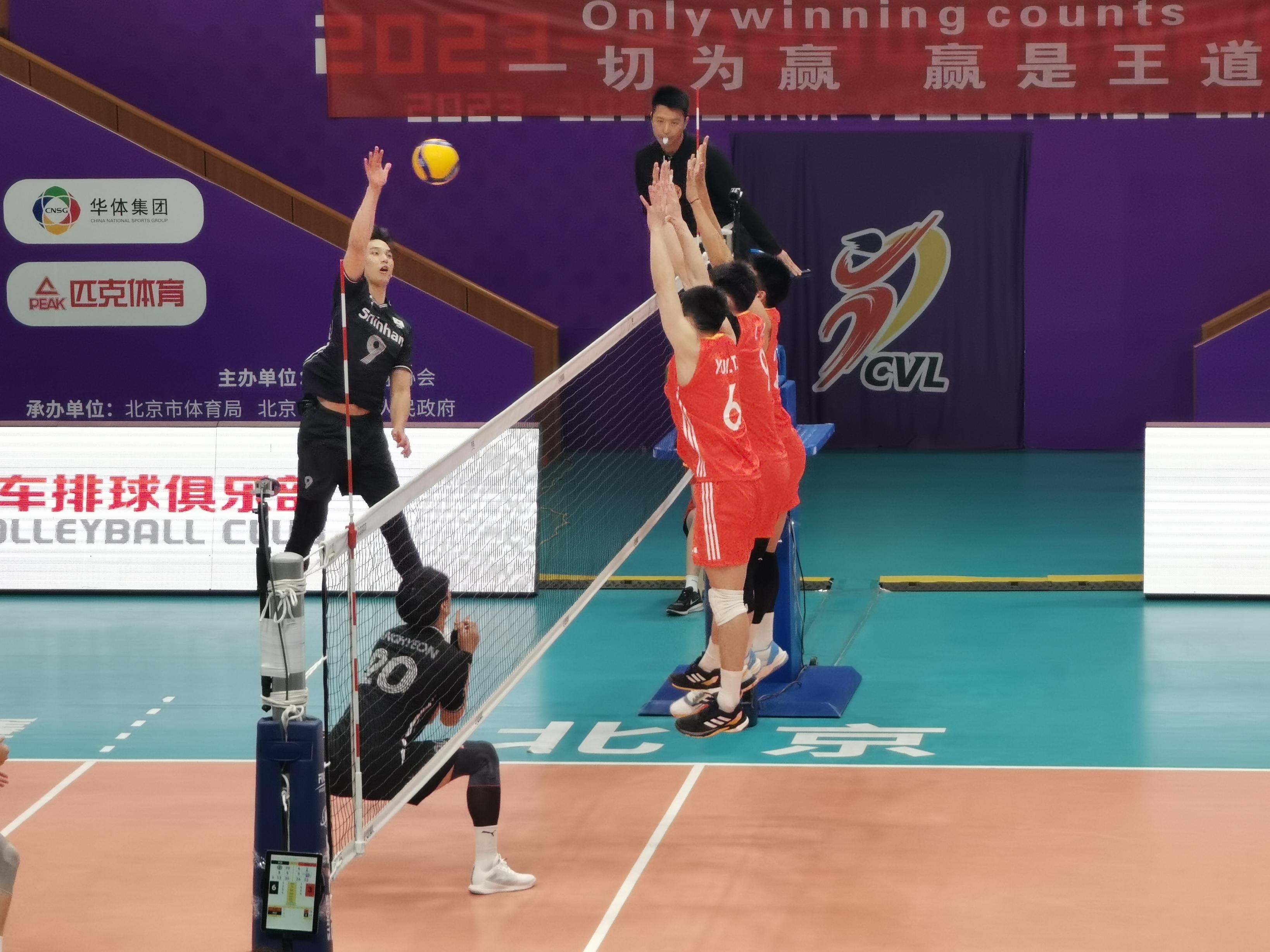 人人都有比赛机会 中国男排用实战检验阵容