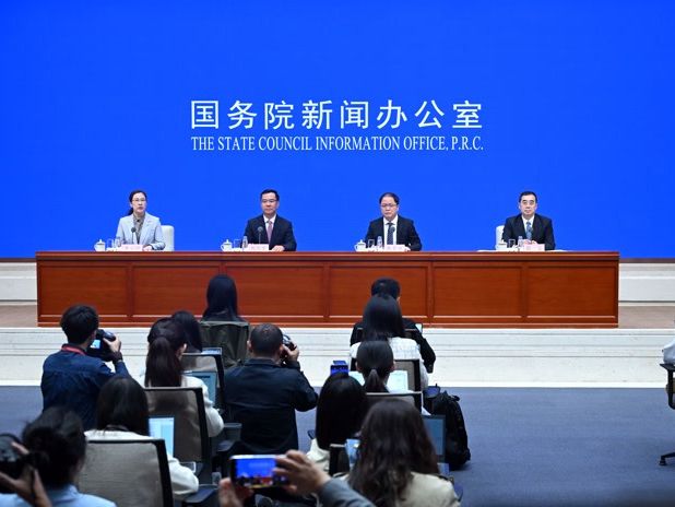 锐评｜激活“沉睡”的公共数据，让老百姓共享红利