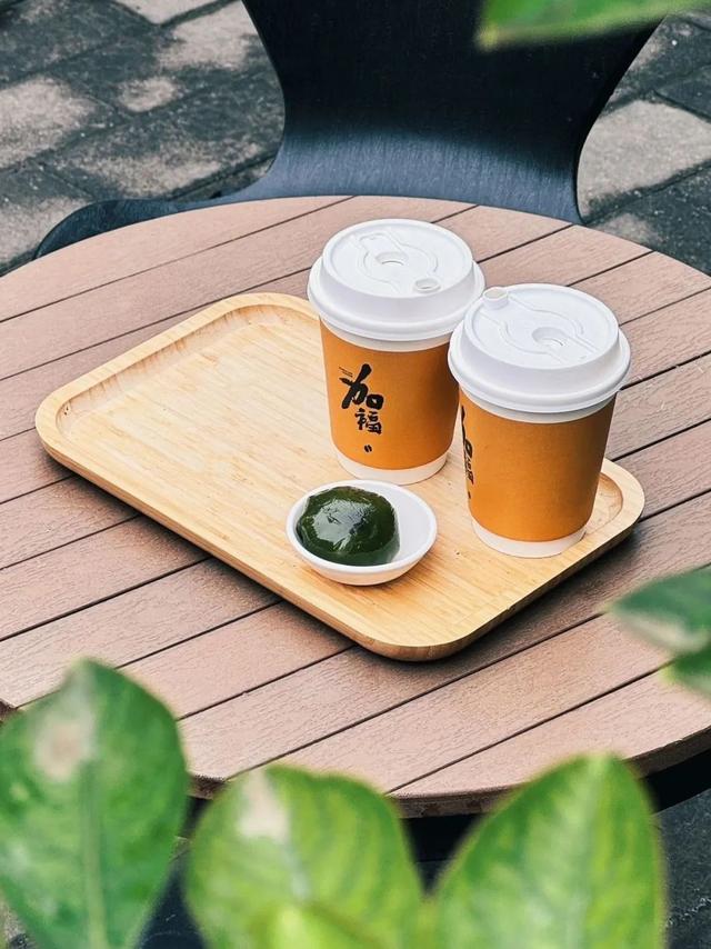 准考证 = 免票 + 折扣 + 解锁隐藏款青春限定旅程！快冲→