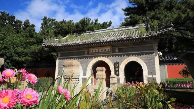 准考证 = 免票 + 折扣 + 解锁隐藏款青春限定旅程！快冲→