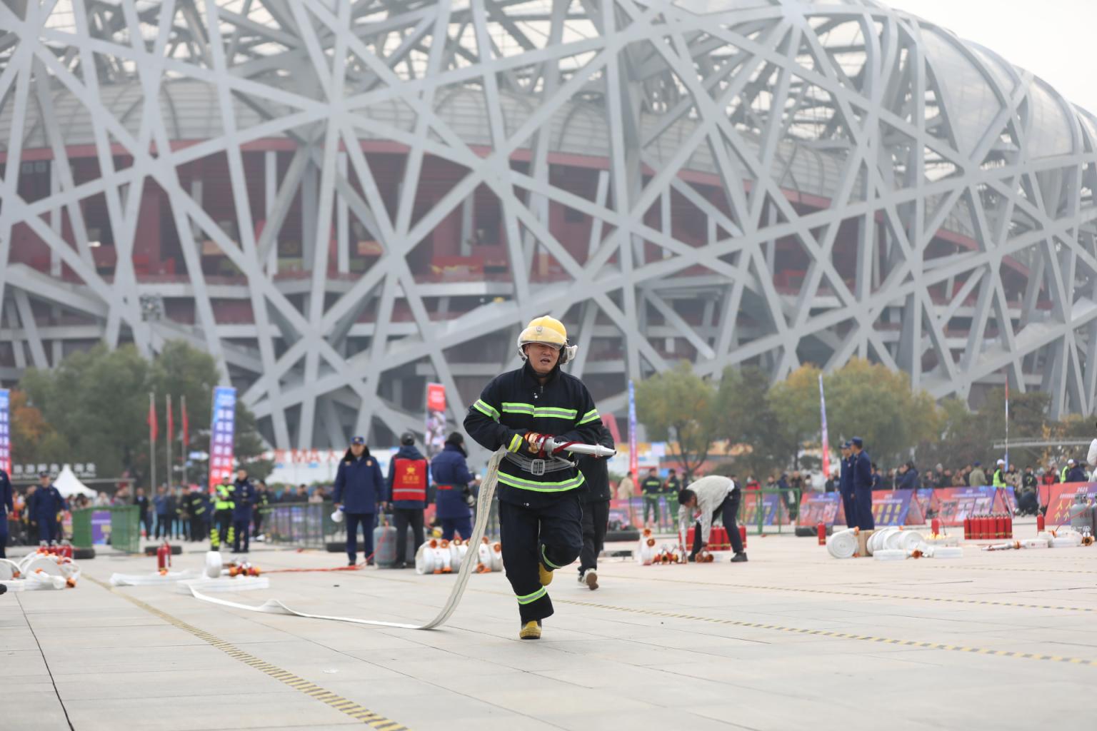 北京市全面运行2025年度消防宣传月行径4