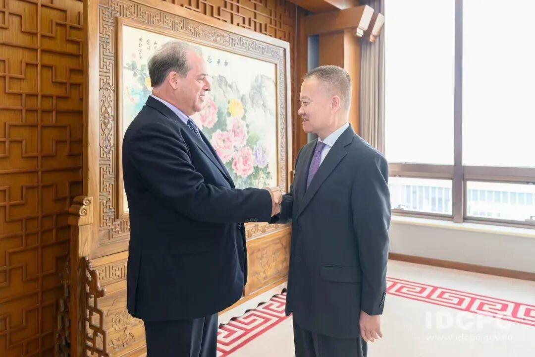 刘海星会见美中贸易全国委员会会长谭森_京报网