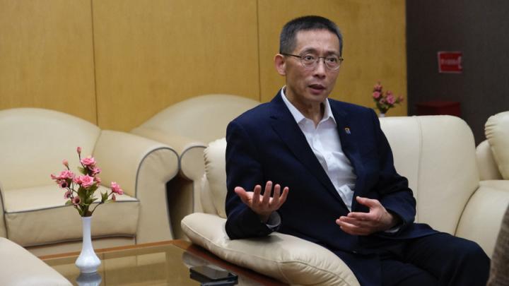 施一公：顶尖科学家不可能成建制培养_京报网