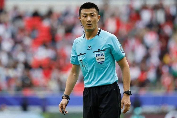中国裁判傅明,马宁将冲击2026年美加墨世界杯决赛阶段执裁资格