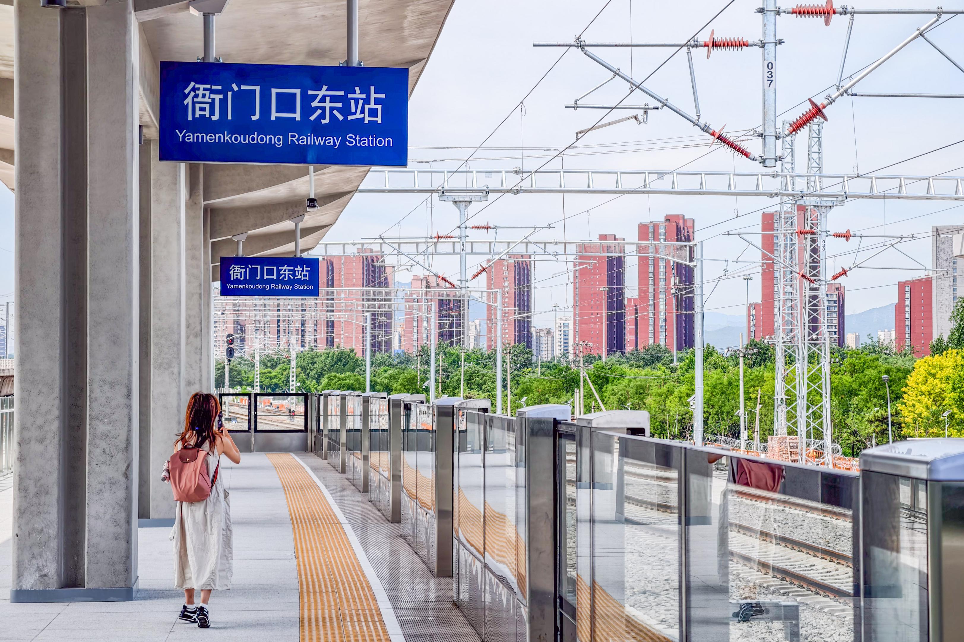 DW260628市郊铁路城市副中心线新车站4
