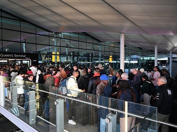 英国空管系统再现技术故障，部分地区航班延误